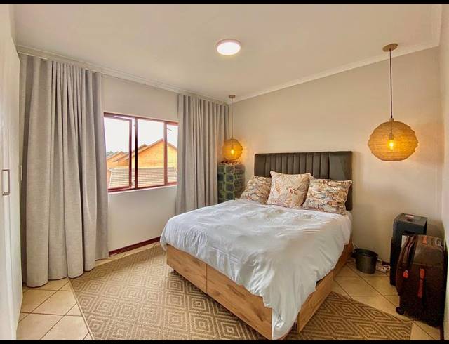 2 BEDROOM TOWNHOUSE FOR SALE IN NOORDWYK